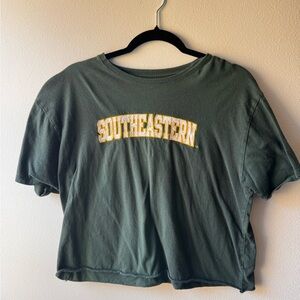 Green "SOUTHEASTERN" Cropped Tee with Yellow Appliqué